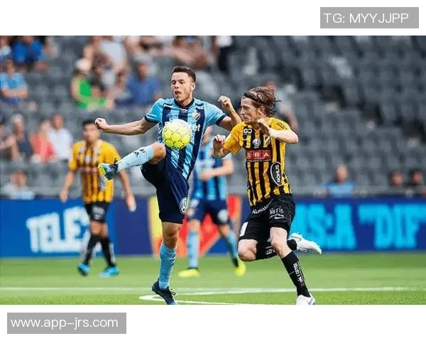 尤文图斯与曼联欧冠对决前瞻分析双方历史交锋与战术布局