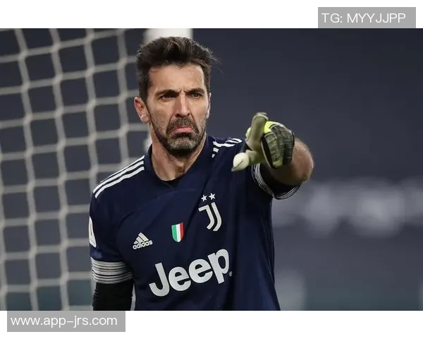 库尔图瓦的守门传奇与现代足球的演变之路